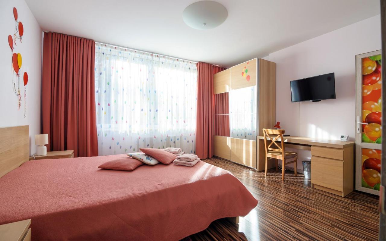 Colored Balloons - 3 Bedrooms, 3 Bathrooms, Equipped Large Apartments Lwów Zewnętrze zdjęcie