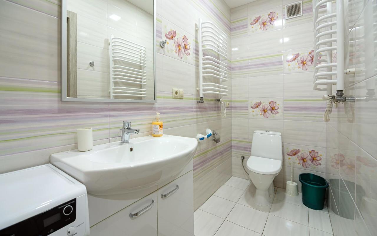 Colored Balloons - 3 Bedrooms, 3 Bathrooms, Equipped Large Apartments Lwów Zewnętrze zdjęcie